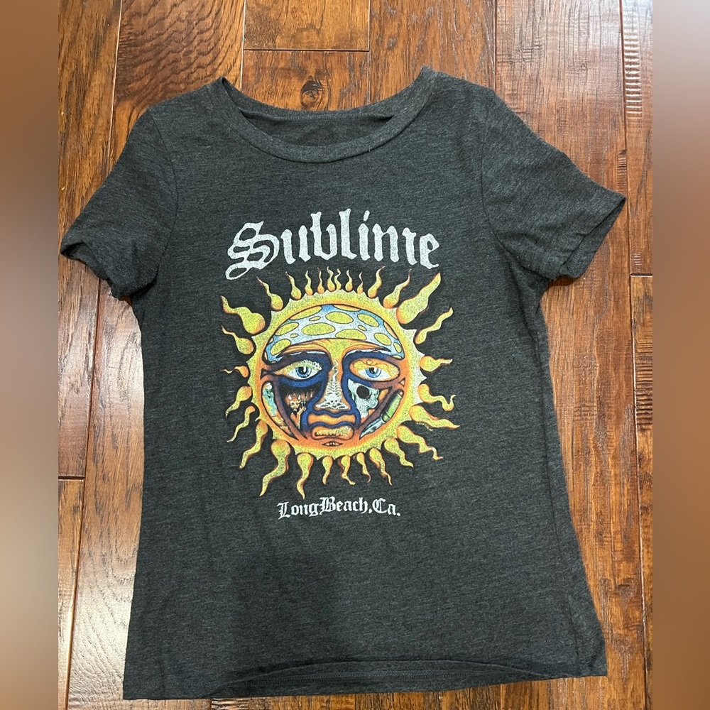 Sublime graphics tee